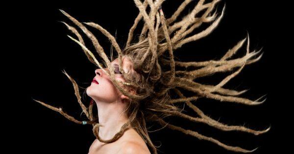 Dreadlock Extensions - Women with dreadlocks